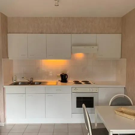 White Chateau Met Parking En Zonnig Balkon * Coxyde