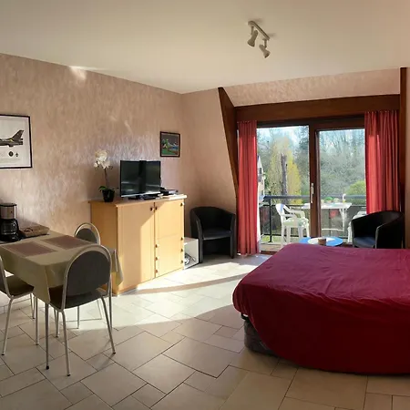 Appartement White Chateau Met Parking En Zonnig Balkon *